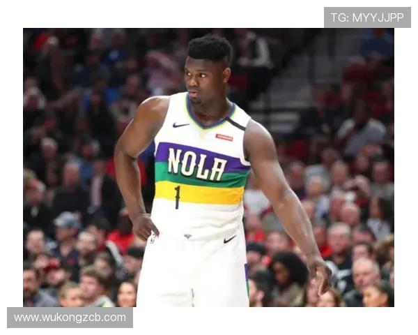 特雷·杨无球跑动减少，持球单打占比提升改变进攻结构