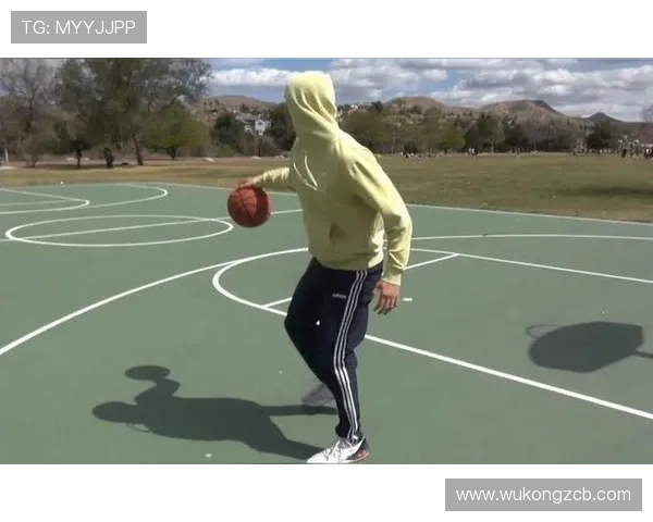 奥尼尔高效背身单打拉开禁区空间提升内线统治力